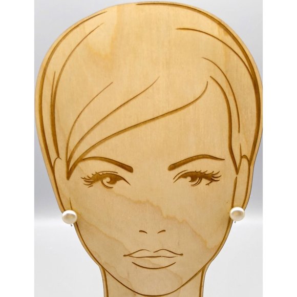 Elegant Faux Pearl Button Earrings, Classic Vintage Chic Screw Back Japan - Picture 1 of 3